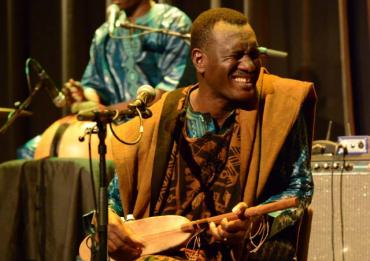 Bassekou Kouyate &Ngoni Ba